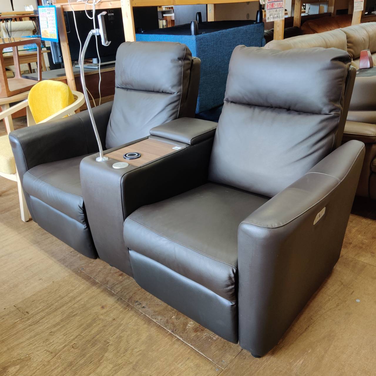 NITORI 電動リクライニング2Pソファ Nストラス 販売中！ 愛品倶楽部柏  