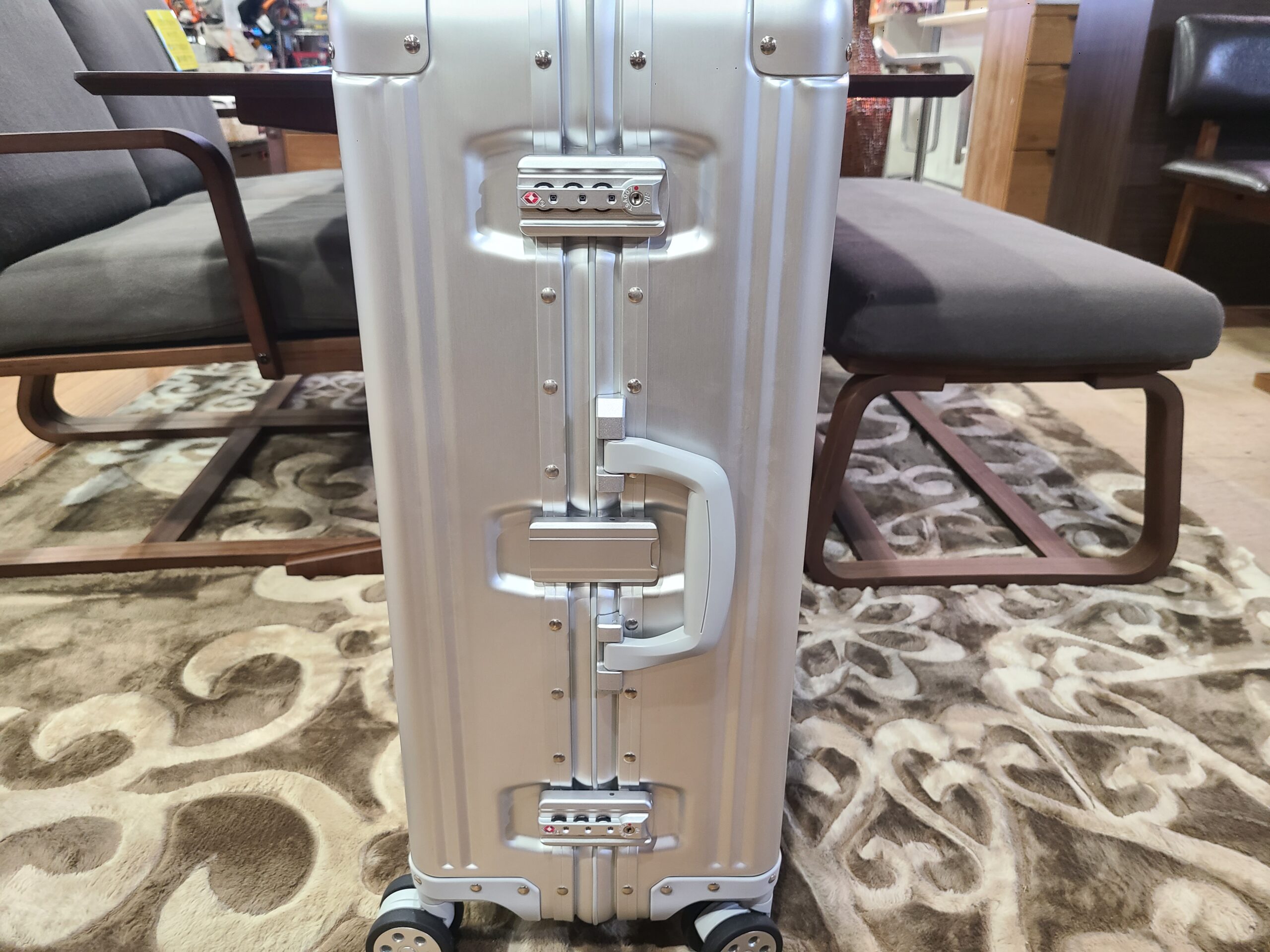 メルセデスベンツ オリジナル アルミキャリー べし 