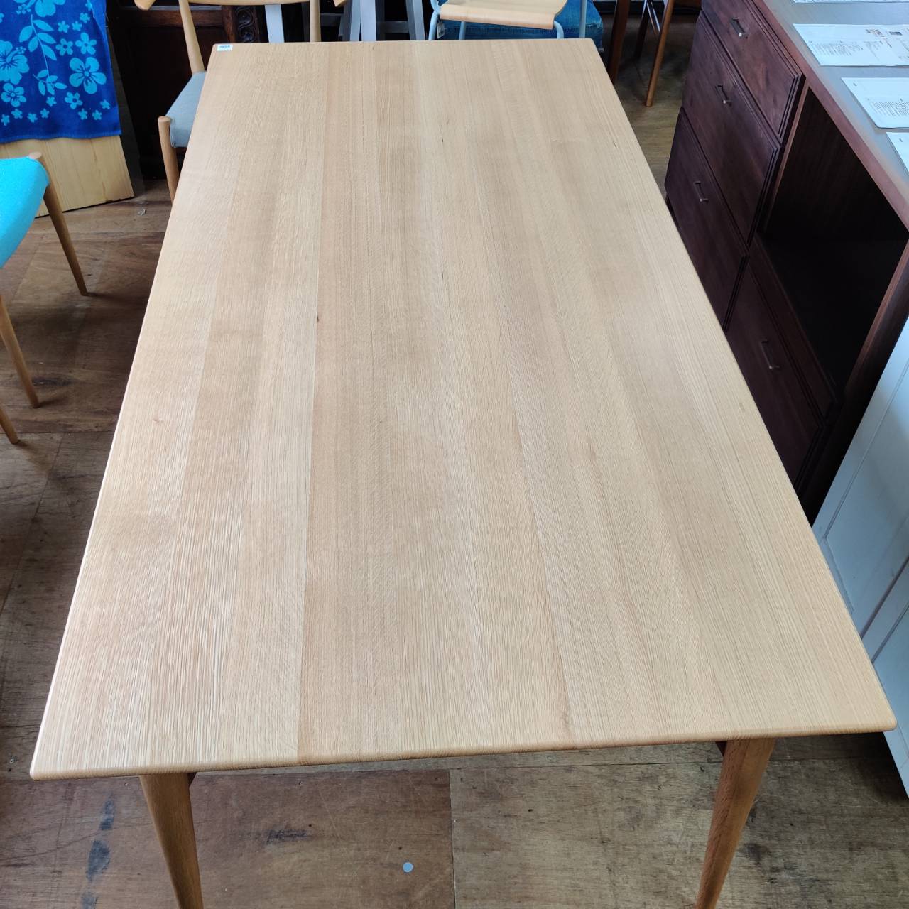 ACTUS「FOPPISH」15万 日進木工 ホワイトオーク材 デスクセット デスク デスクチェア ワゴン ライト キッズ 赤 ライティング 学習机