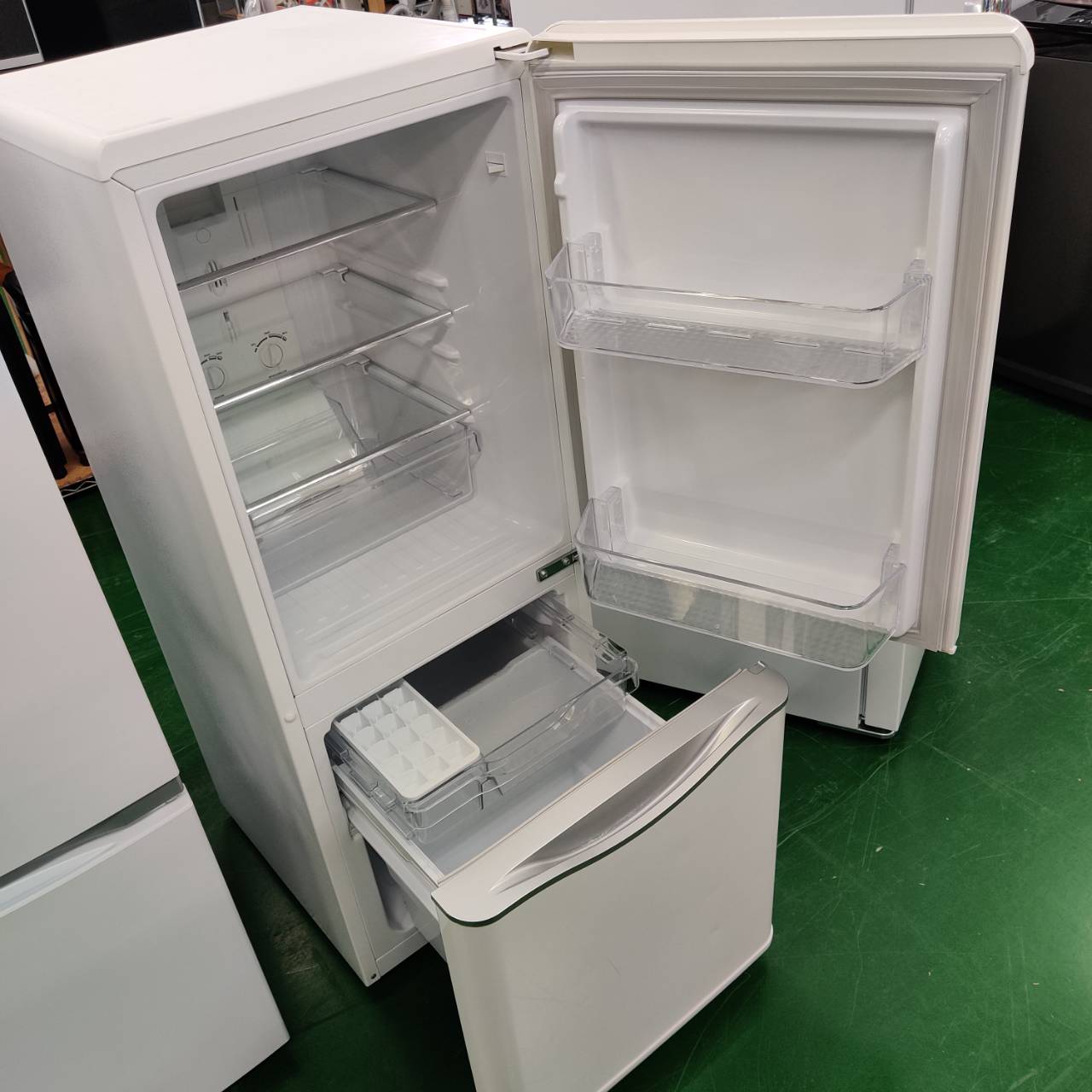 2018年式 冷蔵庫 150L DR-B15EW 大宇