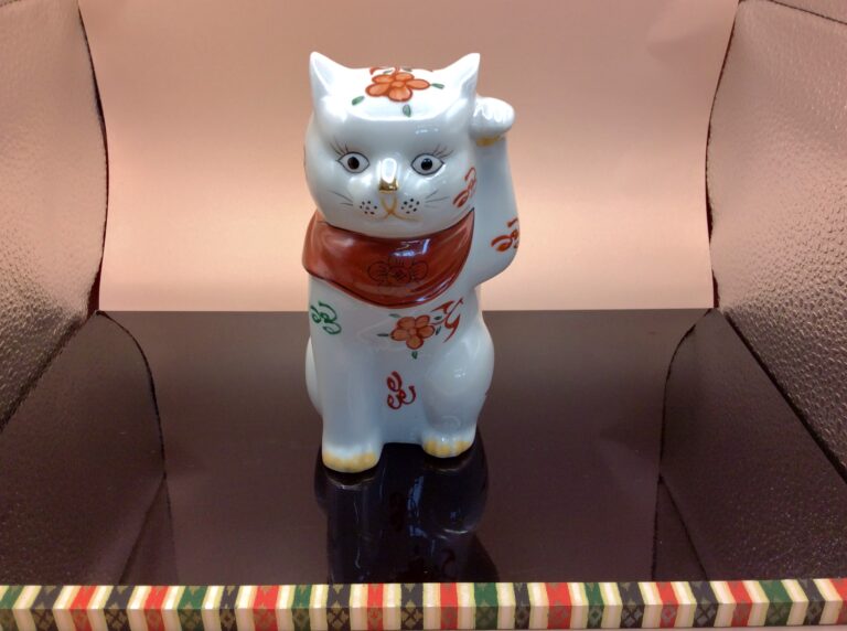 伊万里　招き猫