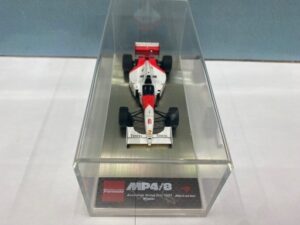 デアゴスティーニ ｜セナゆかりのマクラーレンを買取致しました 