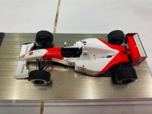 デアゴスティーニ ｜セナゆかりのマクラーレンを買取致しました 