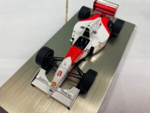 デアゴスティーニ ｜セナゆかりのマクラーレンを買取致しました 