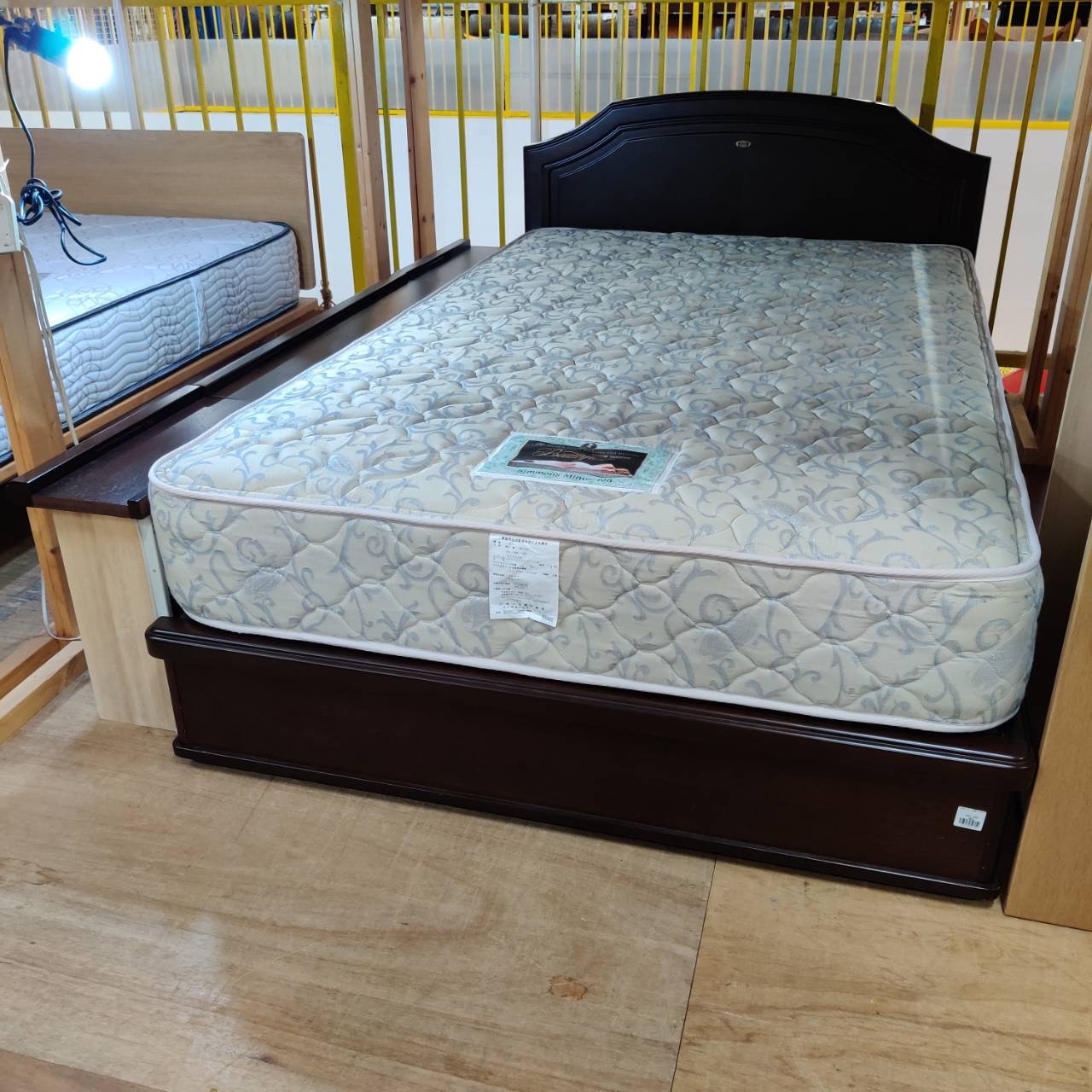 愛品倶楽部柏店】セミダブルベッド 「F:無印良品」「M:シモンズ 
