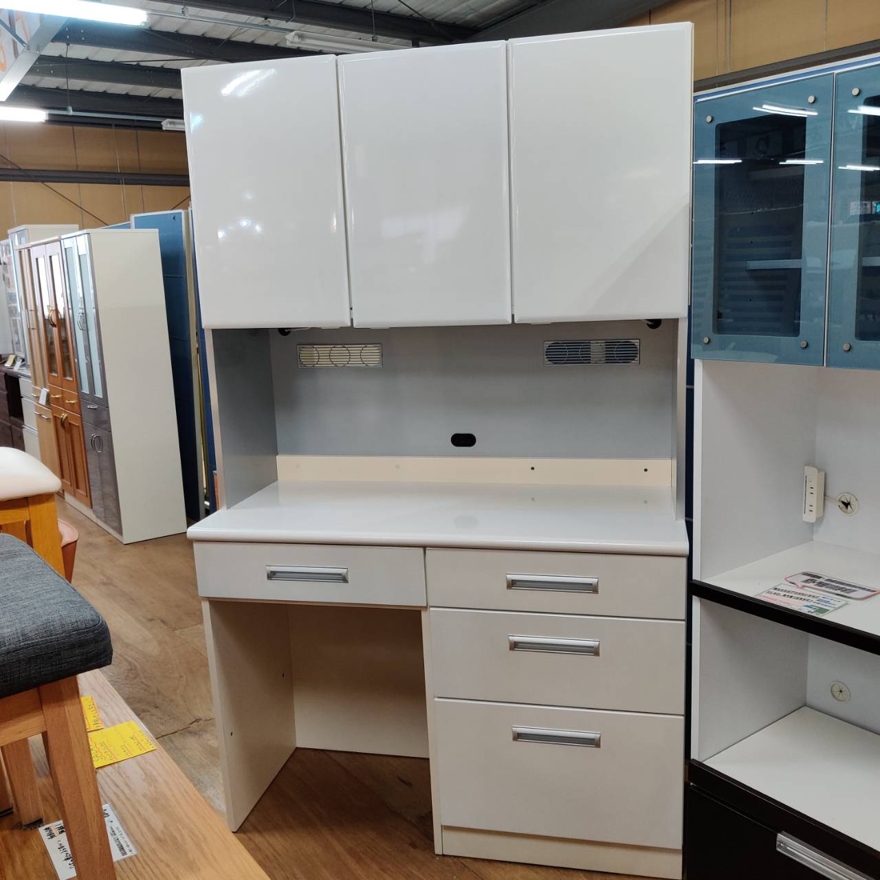 愛品倶楽部柏店】サンコウ 3枚扉レンジボード ミール90H