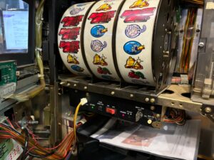 主役は銭形（不二子パネル）｜スロット実機｜4号機買取致しました|愛品 