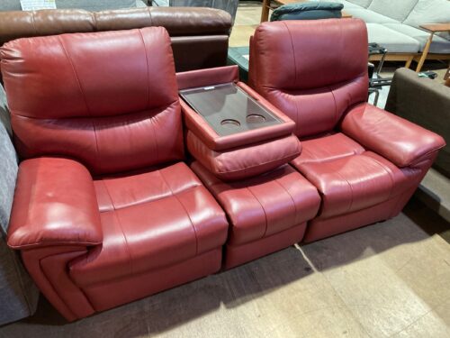 ヤマダ電機｜電動リクライニングソファ3人掛け入荷致しました  