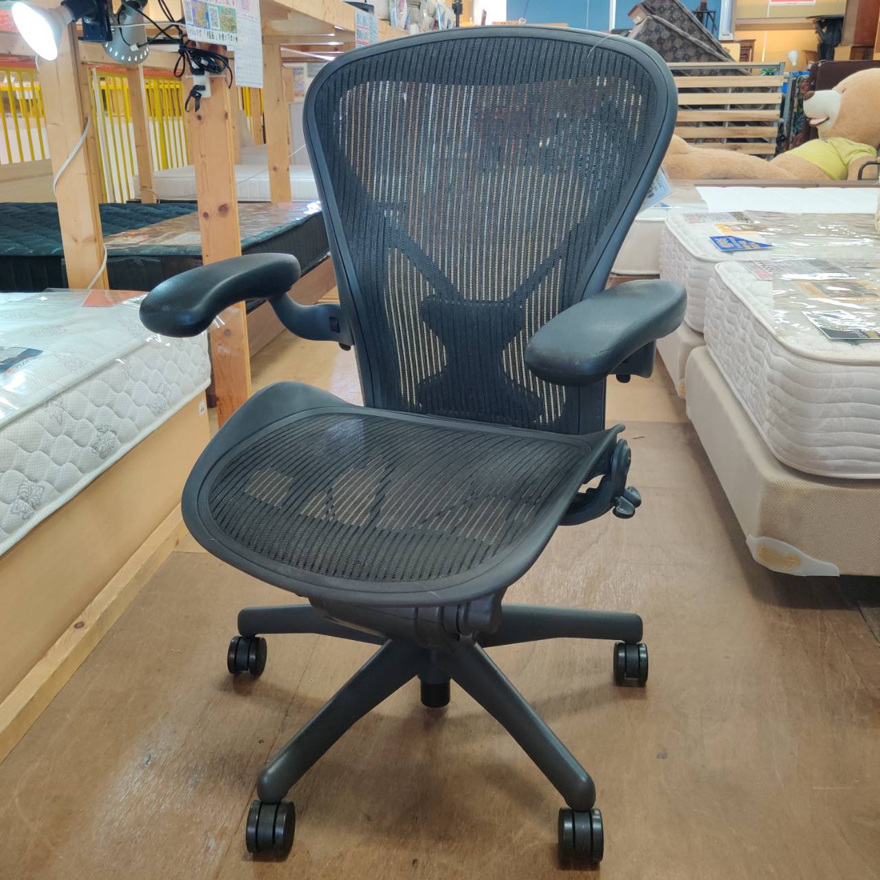 Herman Miller (ハーマンミラー) アーロンチェア ポスチャーフィット B 