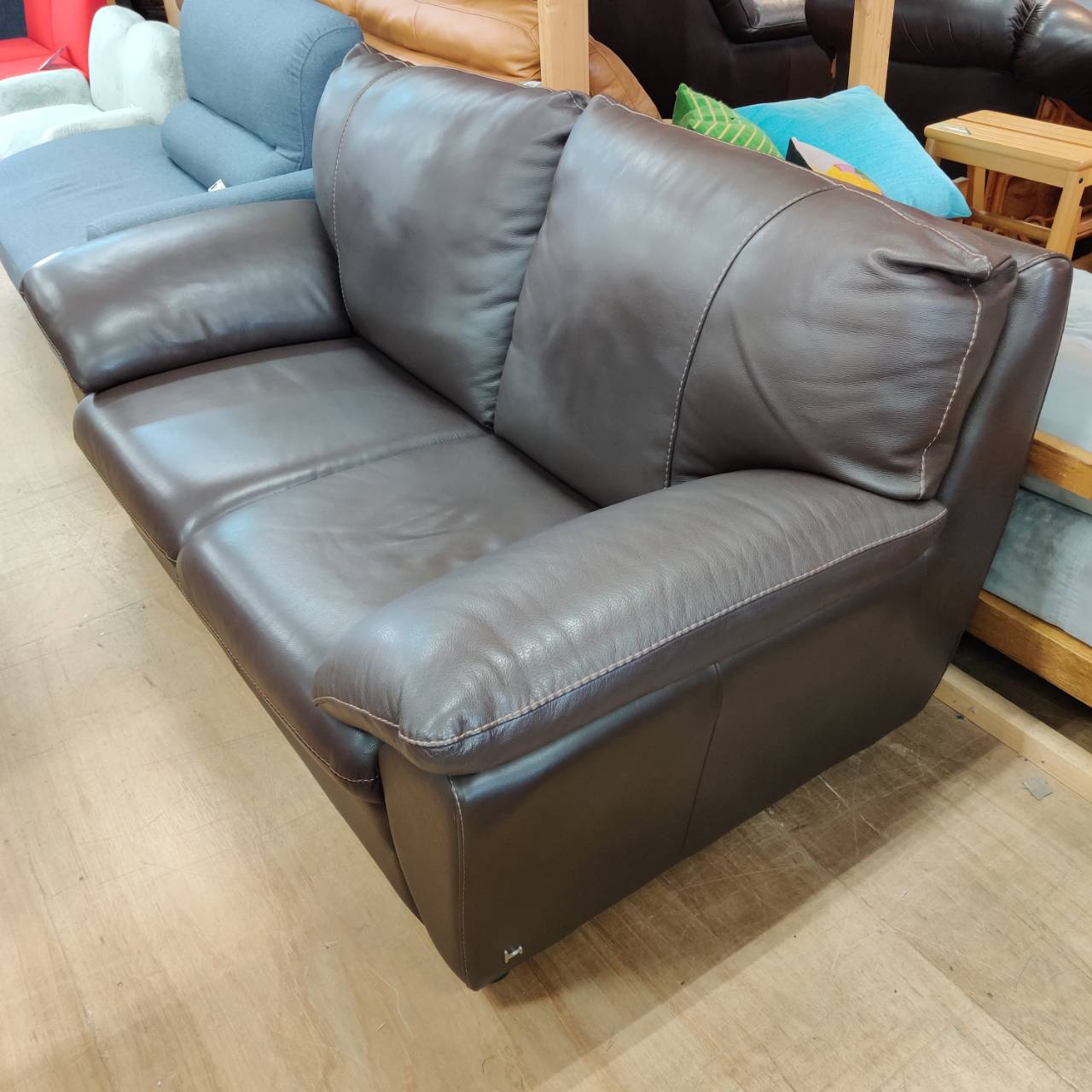 NICOLETTI (ニコレッティ) 総本革2人掛けソファ ECO3 販売中！ 愛品 