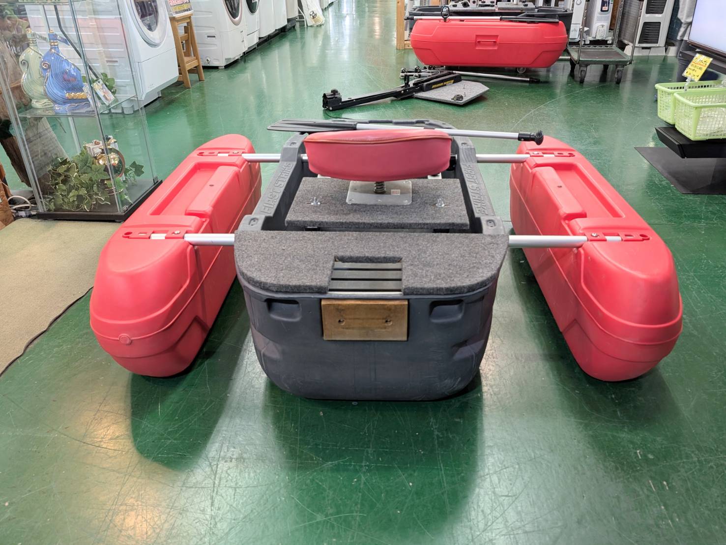 CAR MATE カーメイト フロートボート Z1DR 改造シート付きを店頭にて 