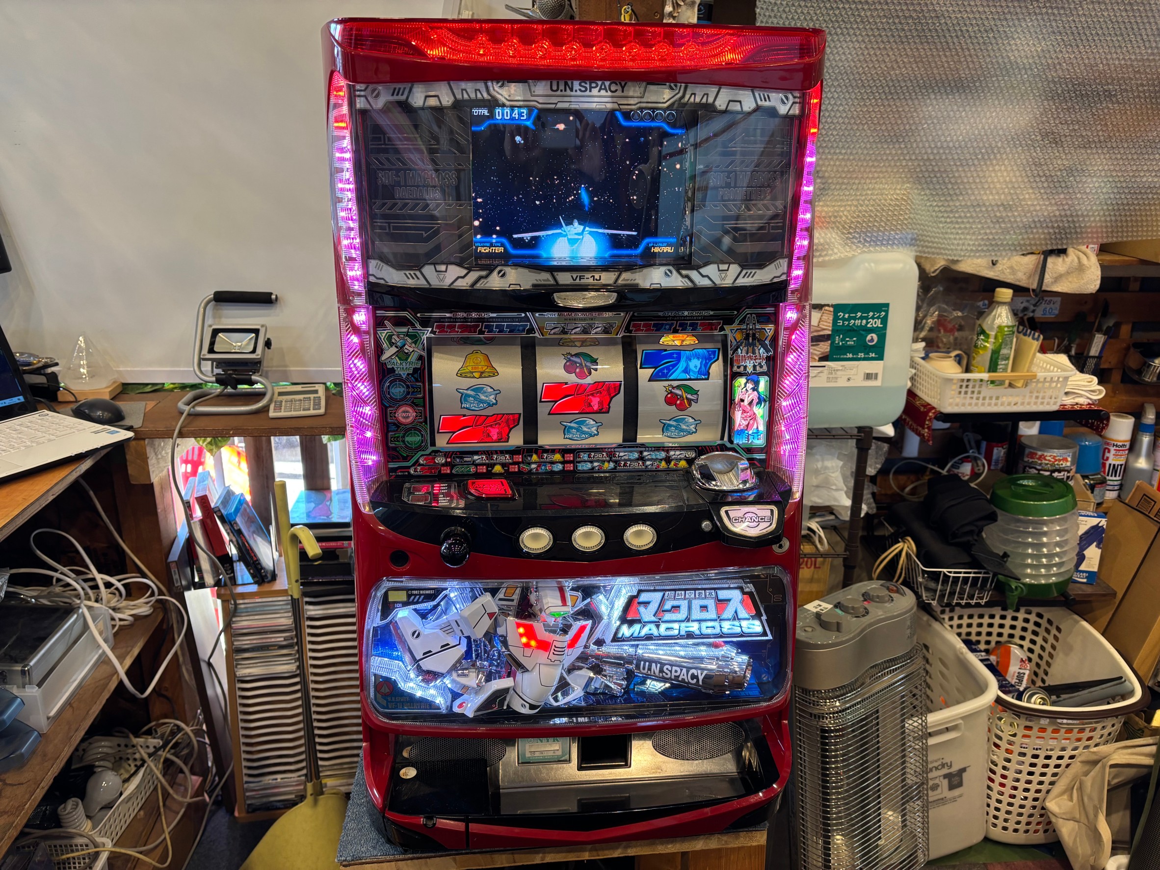 引き取り専用】パチスロ 超時空要塞 マクロス 実機 引き取り専用】パチスロ 超時空要塞 マクロス 実機