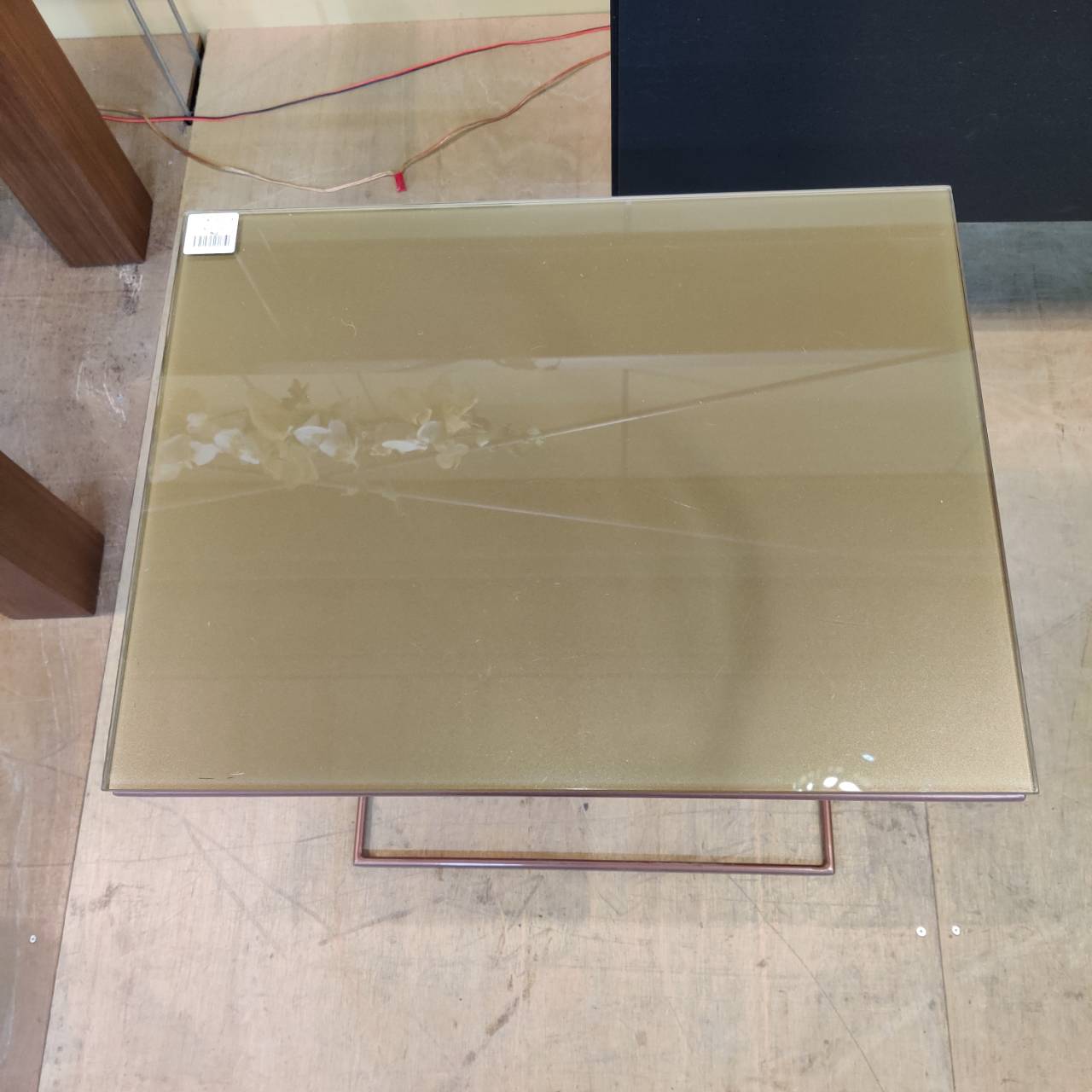 BoConcept (ボーコンセプト) ガラストップサイドテーブル ALBA 販売中 