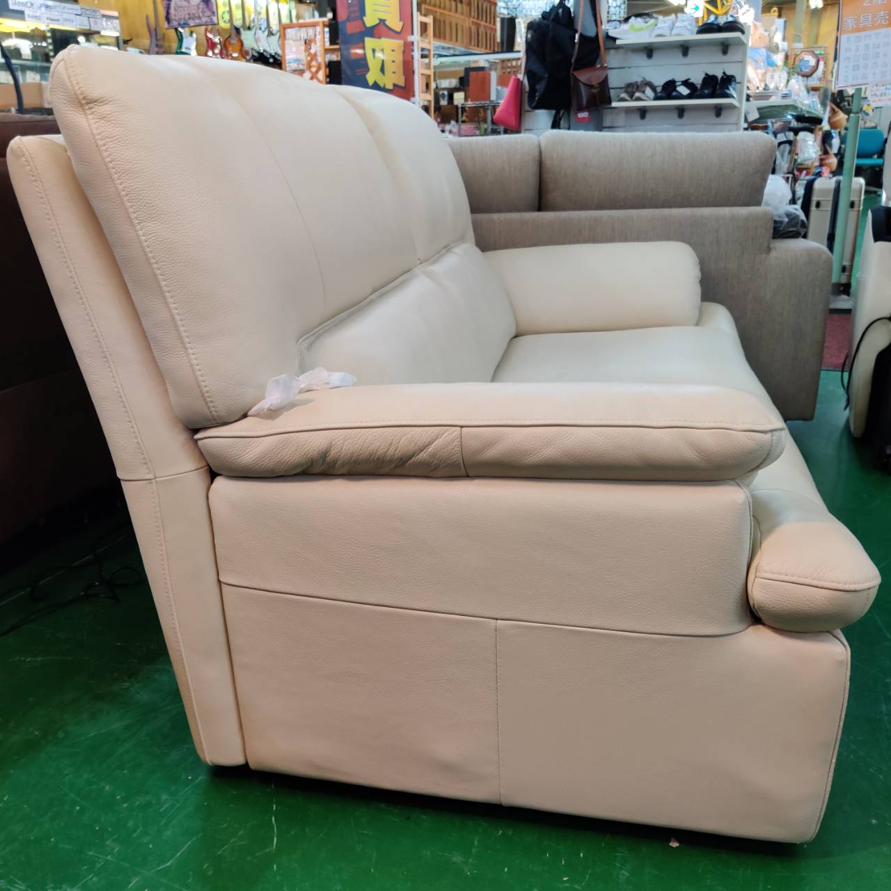 愛品倶楽部柏店】 ハイバック2人掛けソファ
