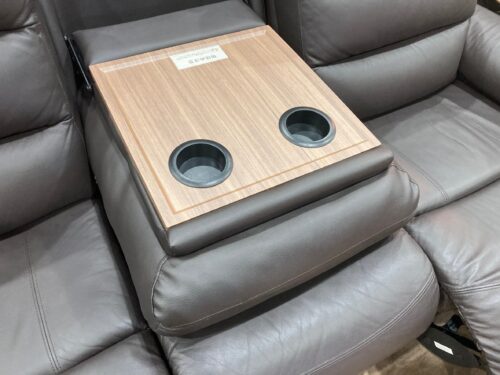 ニトリ｜ビリーバ2｜3人掛け電動リクライニングソファ買取入荷致しまし 