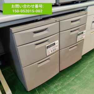 オフィス家具大量入荷！ 片袖机・両袖机・平机・袖机・脇机など販売中 