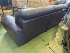 IDC大塚家具｜2人掛｜総本革｜電動リクライニングソファ買取致しました 