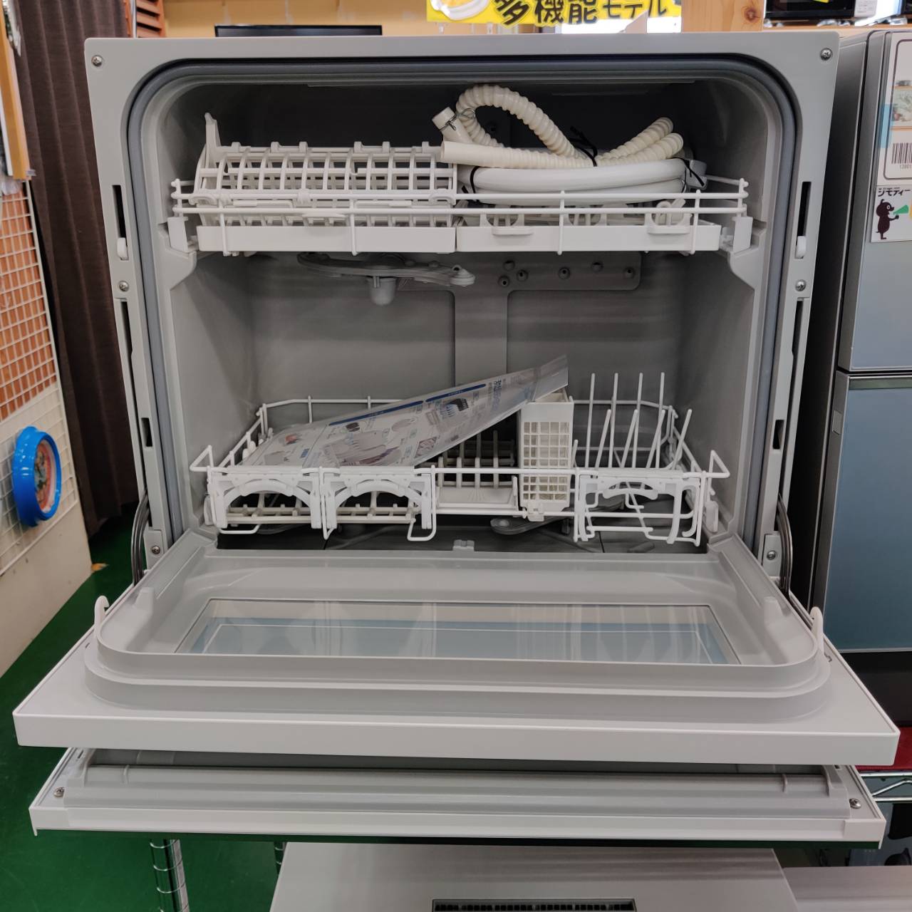 Panasonic (パナソニック) 2021年製 食器洗い乾燥機 NP-TZ300-W 販売中 