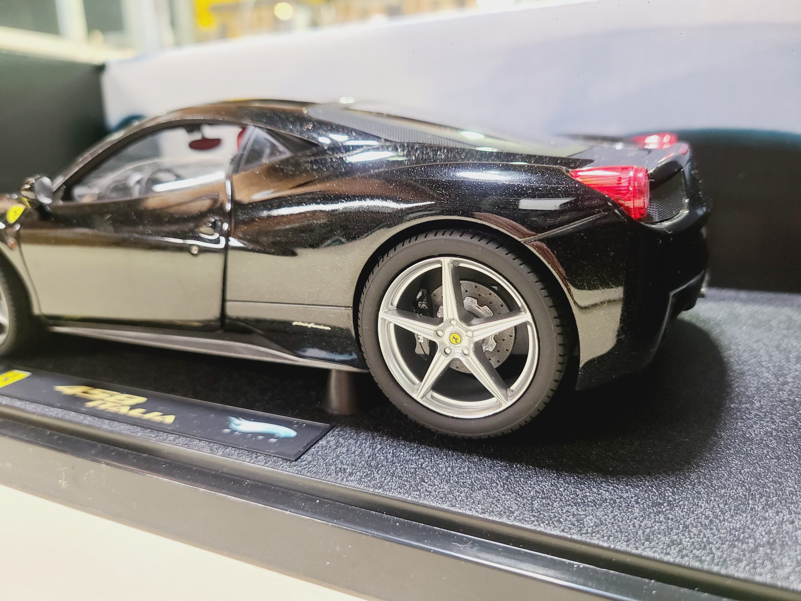 マテル ホットウィール エリート 1/18 フェラーリ 458 ITALIA ブラック 