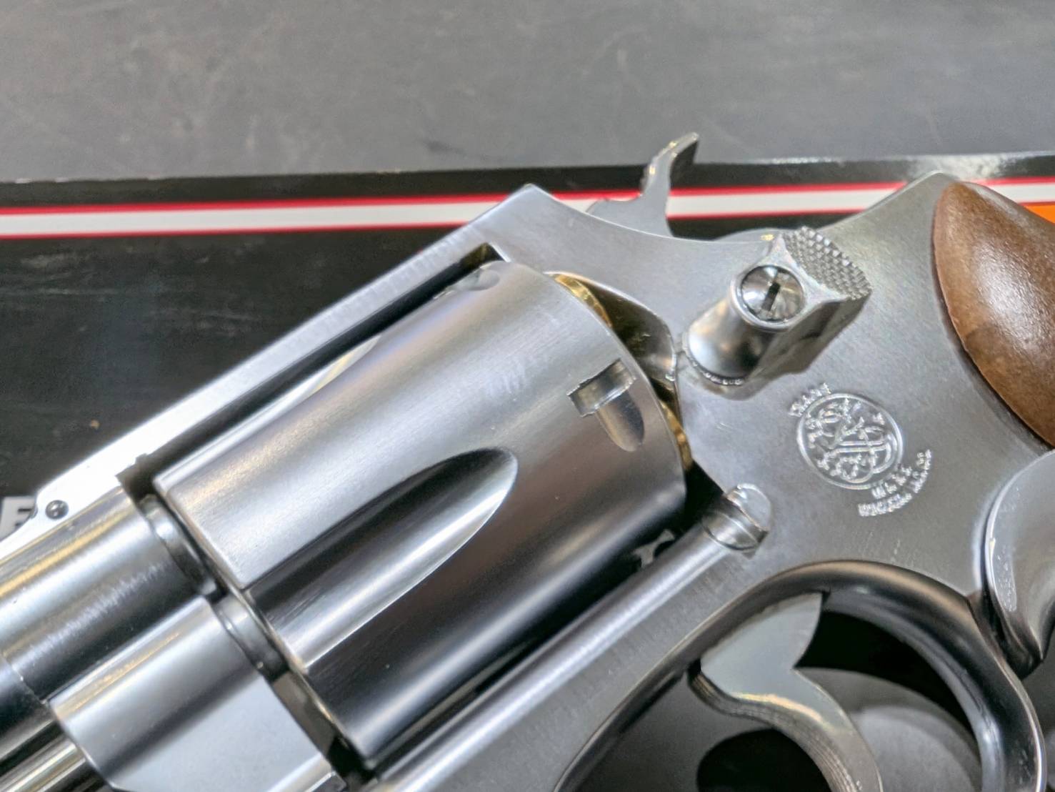 コクサイ モデルガン S＆W M60 2インチ スーパーステンレスモデルを 
