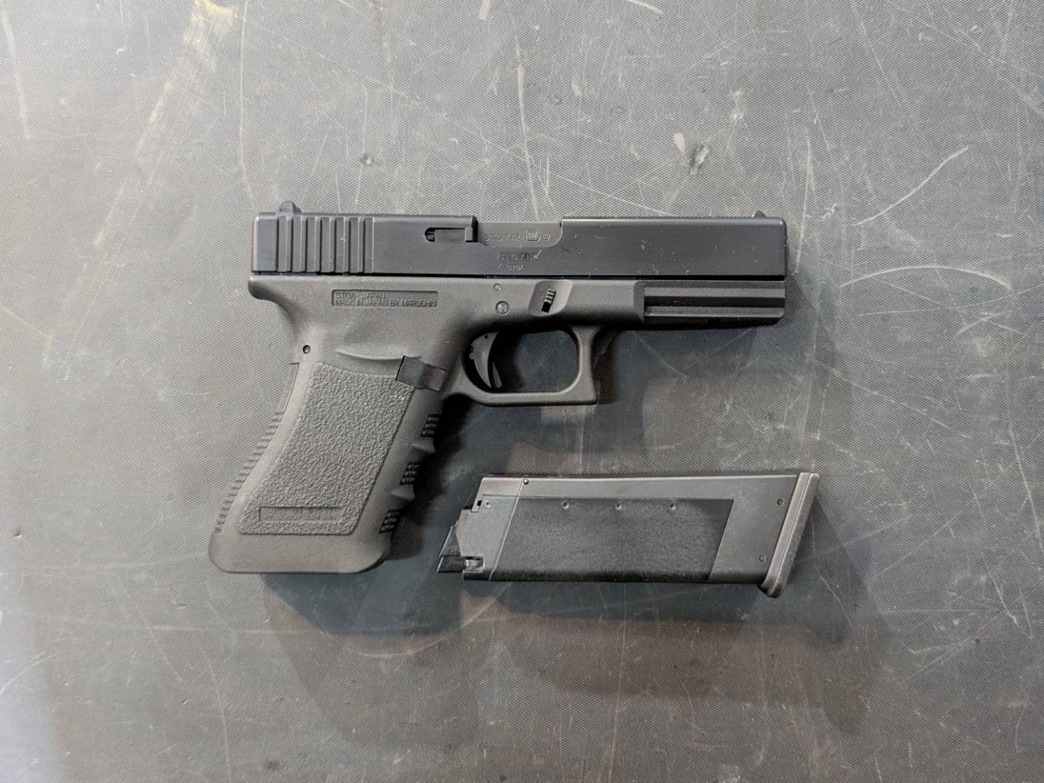 マルシン ガスガン GLOCK グロック21 8mmBB DUAL MAXIを店頭でも販売中 