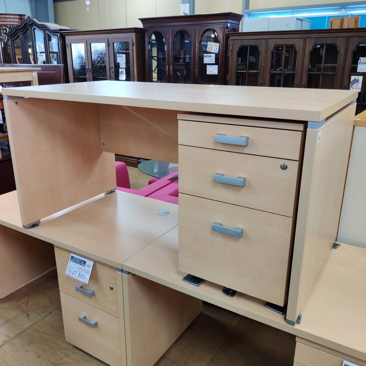 愛品倶楽部柏店】MERONI (メローニ) W1400 木製デスク＆キャスター付袖 