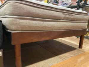 ニトリ｜上下2分割マットレス｜セミダブルベッド買取入荷致しました 