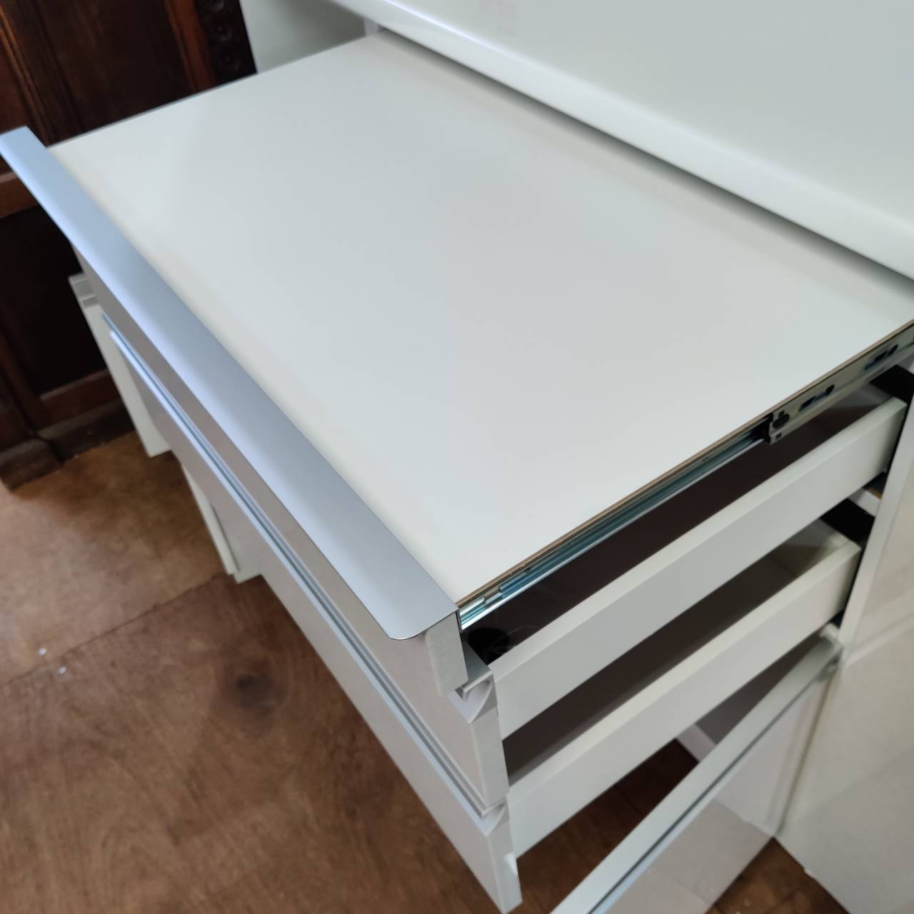 松田家具 2枚スライド扉キッチンボード 1600スモークレンジ 販売中 