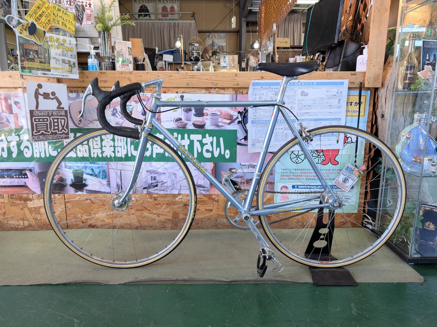 三連勝 3RENSHO 競輪ピストバイク クロモリを店頭にて販売中です！【愛 