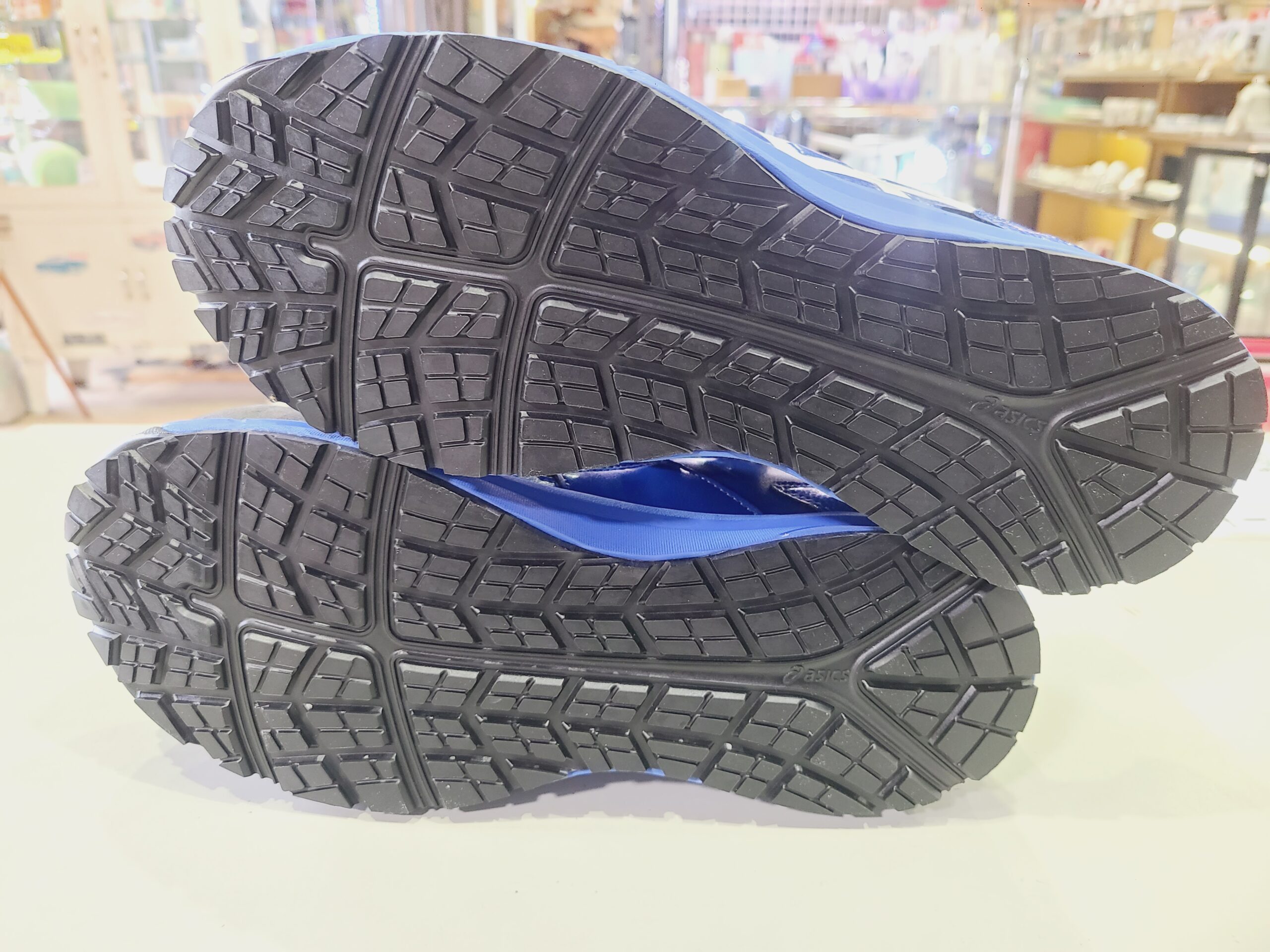 asics ウィンジョブ CP102 マジックタイプ安全靴買取しました｜愛品館 