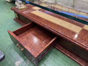 愛品館八千代店】豪華なガラスセンターテーブル 脚欠品