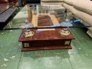 豪華なガラスセンターテーブル｜脚欠品 買取致しました｜愛品館八千代 