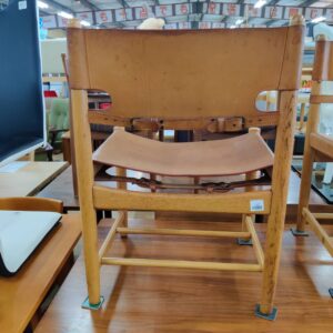 Fredericia_ラウンジチェア-アームなし_THE-SPANISH-CHAIR_152009700002-4