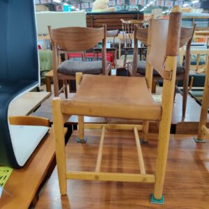 Fredericia_ラウンジチェア-アームなし_THE-SPANISH-CHAIR_152009700002-5
