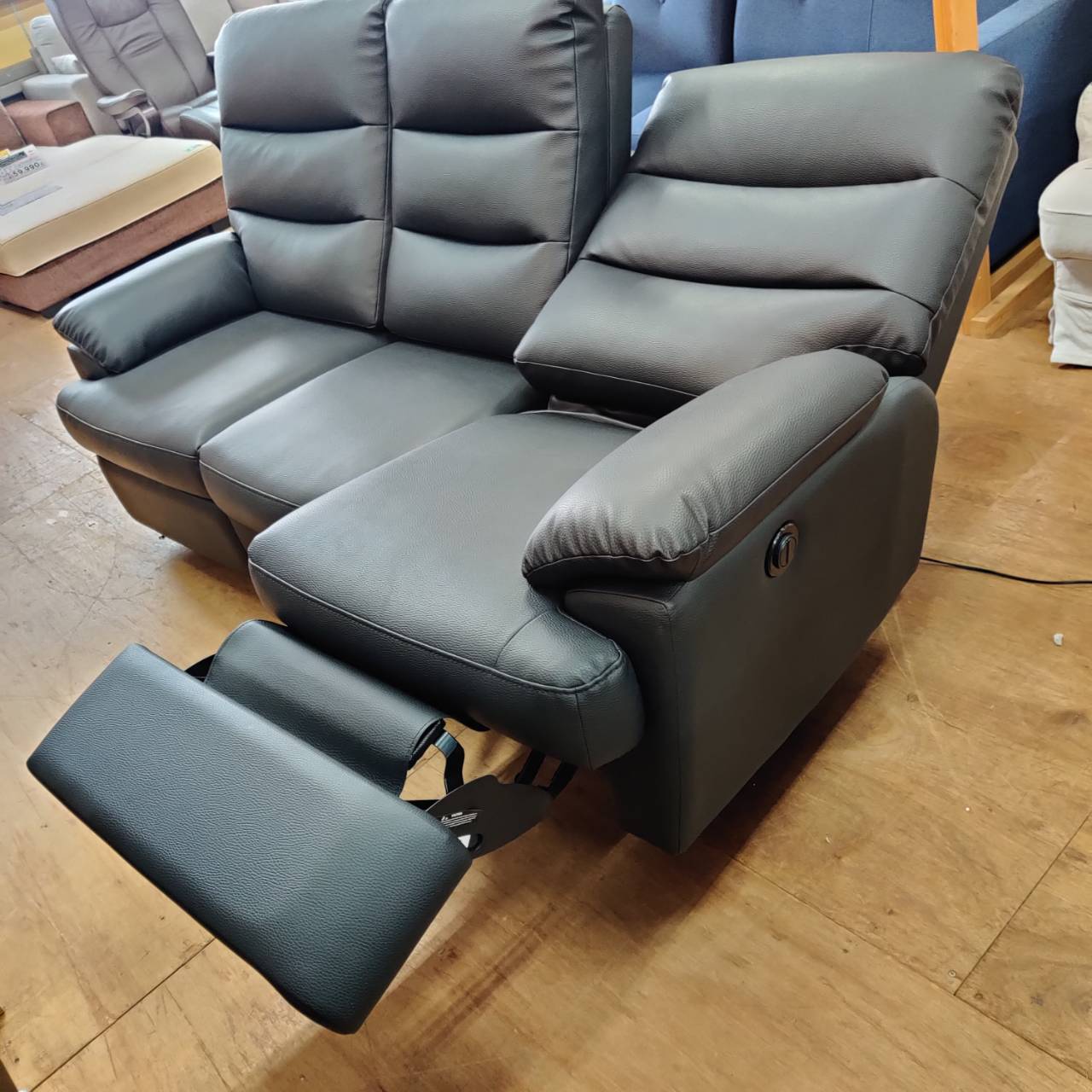 愛品倶楽部柏店】GTO 電動3人掛けリクライニングソファ 461MLY 幅200cm 