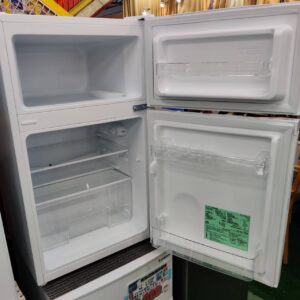 アイリスオーヤマ_2024年製_87L-2ドア-直冷式-冷凍冷蔵庫_PRC-B092D-W_143017900002-2