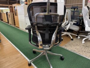 Ergohuman｜エルゴヒューマンプロ｜オットマン買取致しました｜愛品館 