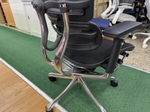 Ergohuman｜エルゴヒューマンプロ｜オットマン買取致しました｜愛品館 