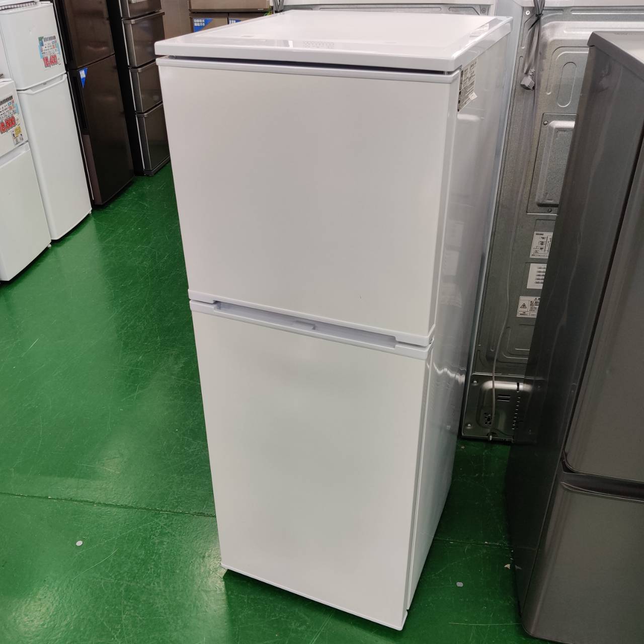 Abitelax 2024年製 139L 2ドア 直冷式 冷凍冷蔵庫 AR-131 販売中！ 愛 