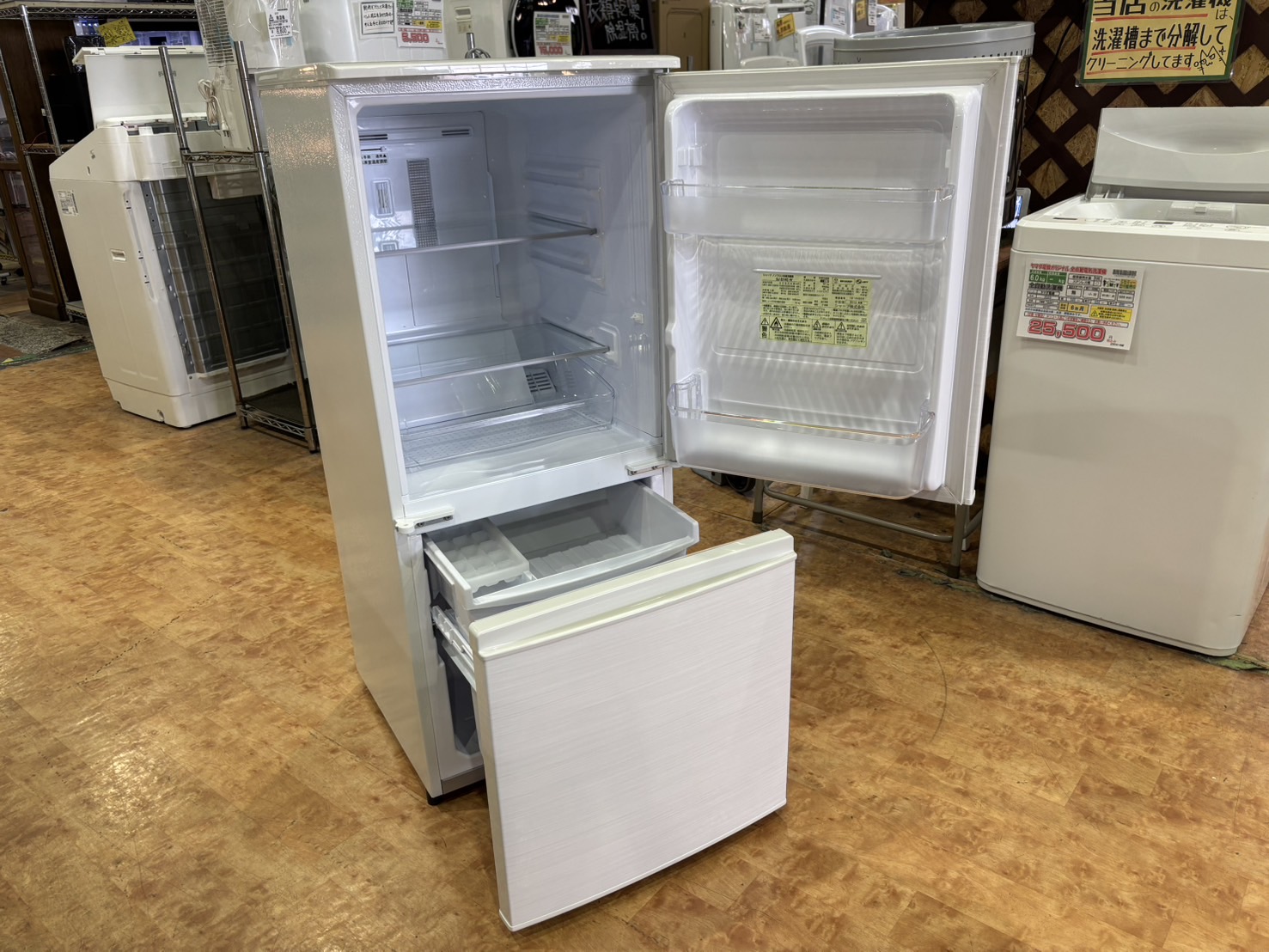 SHARP｜SJ-D14E-W 2ドア冷蔵庫買取しました。 | リサイクルショップ 
