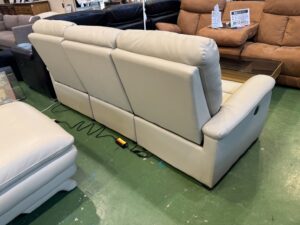 ニトリ｜3人掛電動本革リクライニングソファ｜Nビリーバ2本革買取致し 