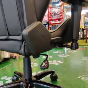 AKRacing_ゲーミングチェア_OVER-TURE_160022039002-5