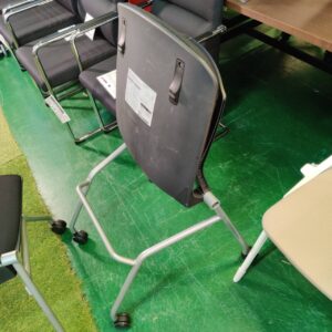 オカムラ_4本脚キャスター付き-サイドスタックチェア-オフィス_Grata-グラータ_150052058002-4