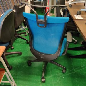 オカムラ_ハイバック-ハンガー付-オフィスチェア_エスクード_150052403002-3