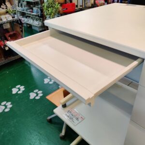 オフィスコム_W1000mm-鍵付き-片袖机_150052518002-2