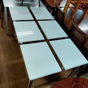 東馬_ウッドパネル-ガラストップダイニングテーブル_152000768002-2