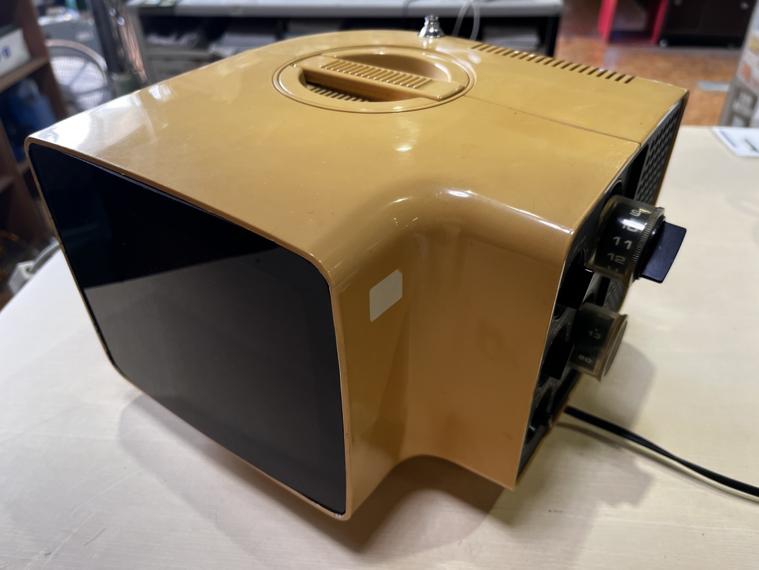 昭和レトロ 日立 白黒テレビ K-88 買取いたしました｜愛品館市原店 