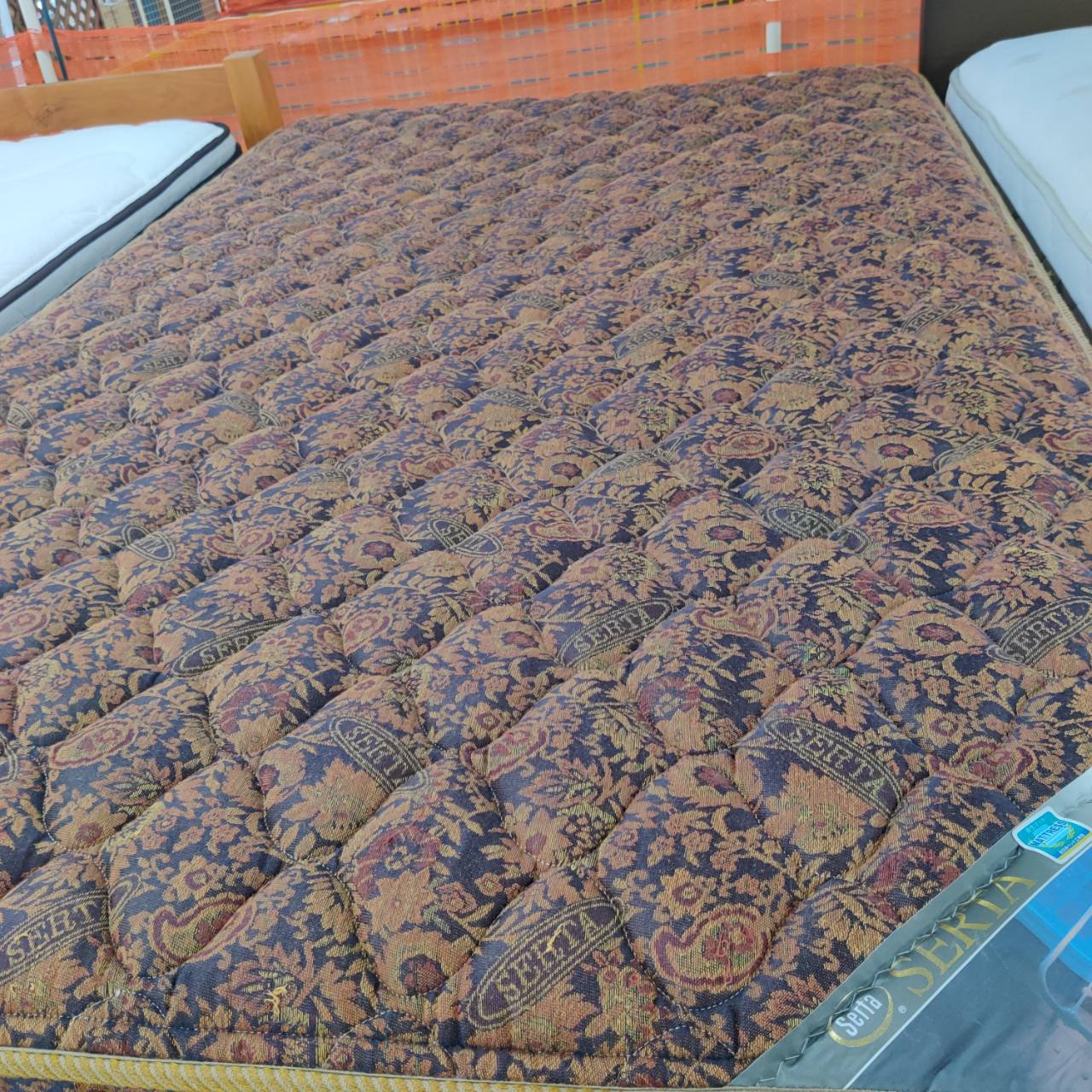 セミダブルベッド 無印良品 ウッドスプリングモデル / SERTA サータ 