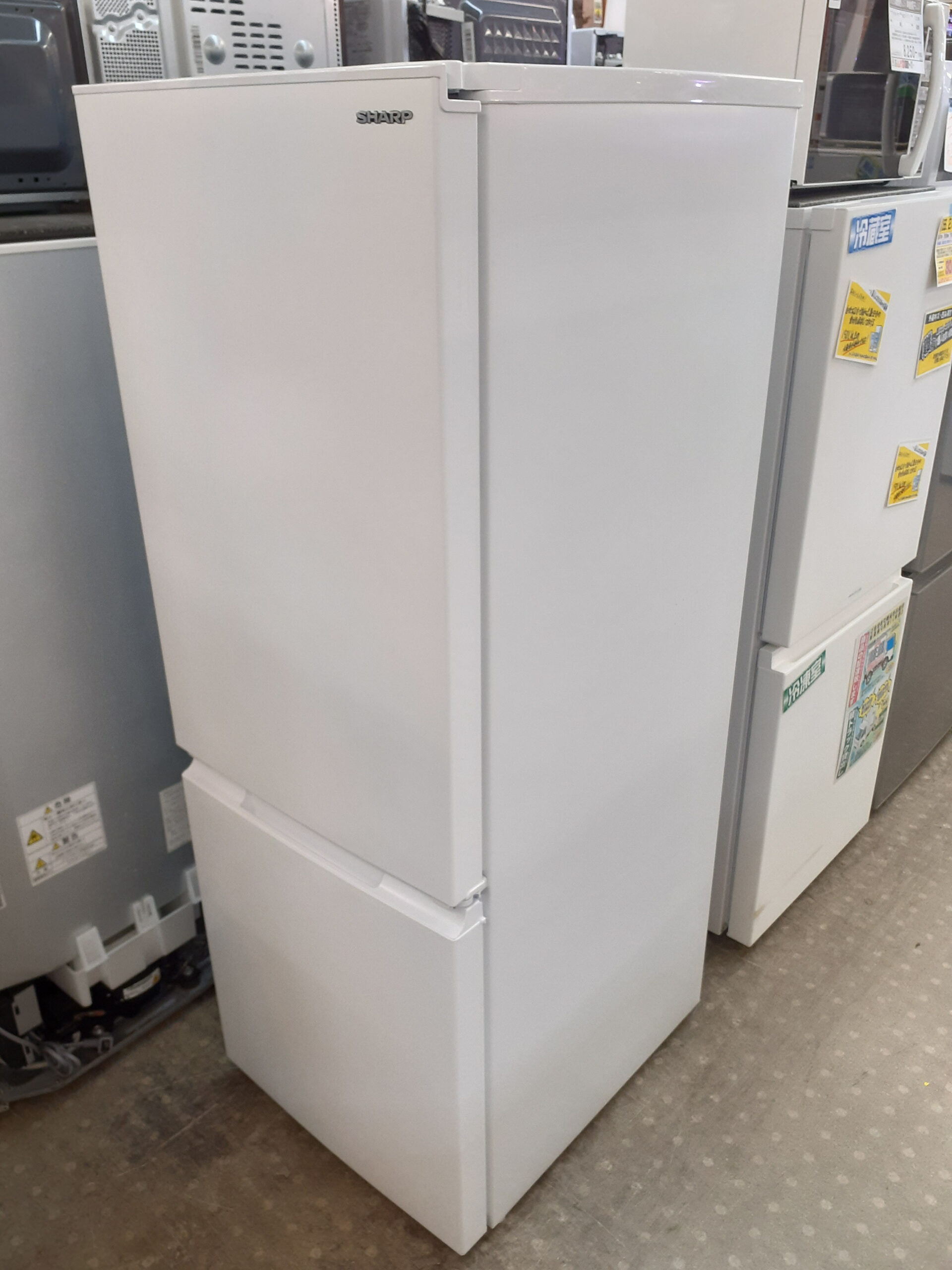 SHARP中古冷蔵庫 179L 2021年製 形名SJーD18GーW シャープ 179L 2ドア冷蔵庫 買取り｜愛品館千葉店 | リサイクル