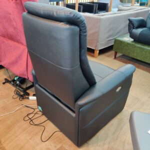NITORI-ニトリ_本革電動リクライニングソファ-1人掛け_コンフェ_156020360002-2